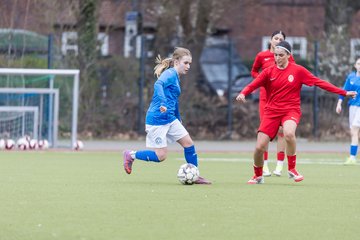 Bild 319 - wCJ Eimsbuettler TV - Holstein Kiel : Ergebnis: 0:1